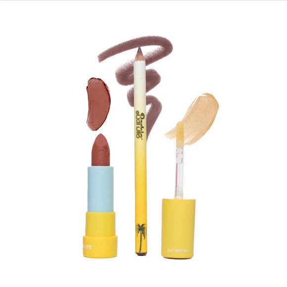 New Barbie x Glamlite “At the Beach” Lip kit! - Picture 2 of 6